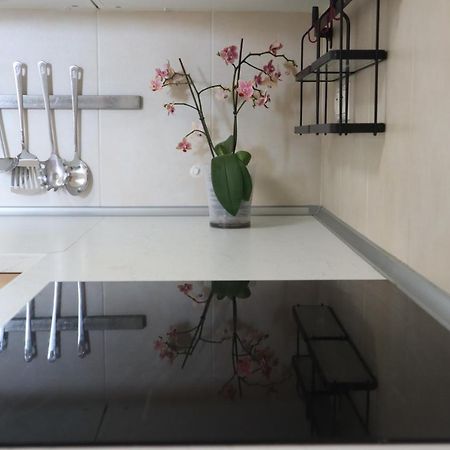 City Center 2 Bedroom A/C Apartment Братислава Екстер'єр фото