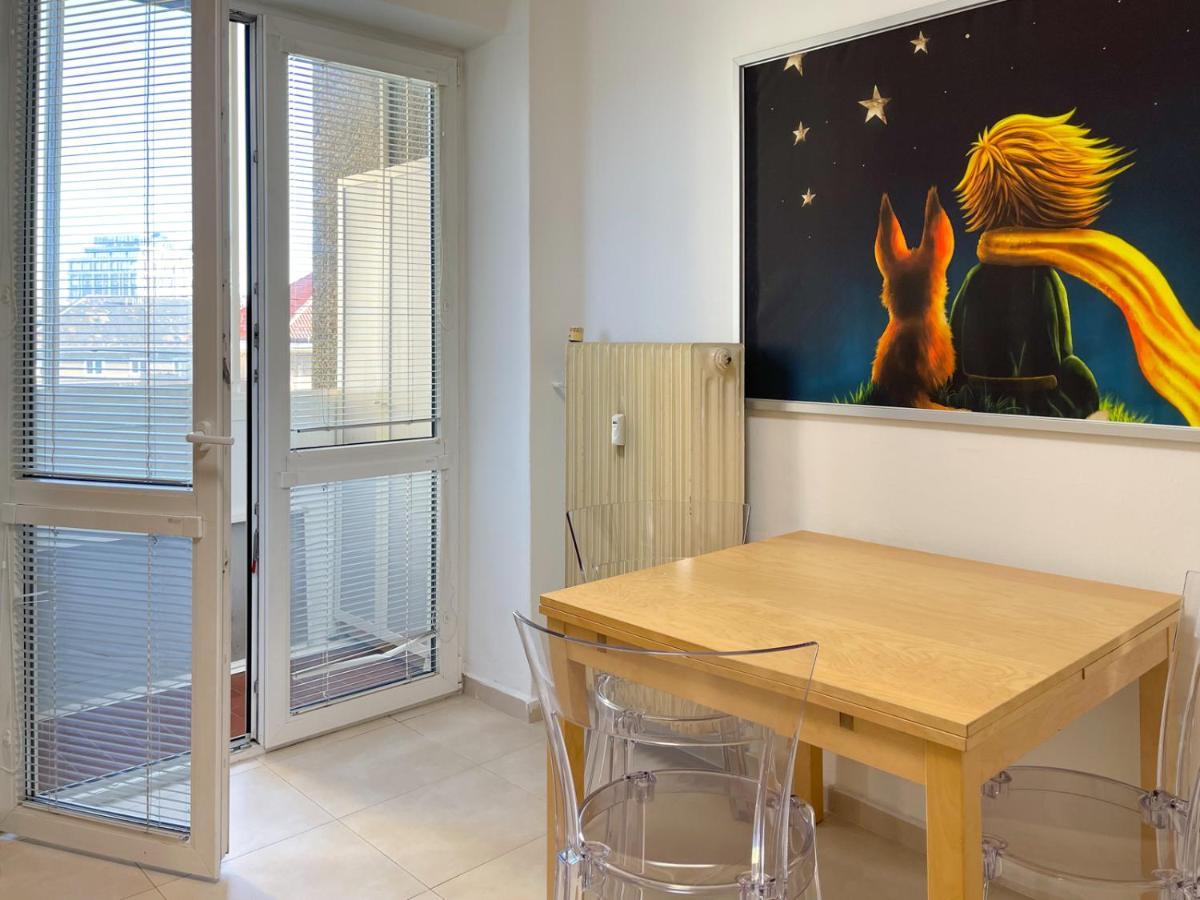 City Center 2 Bedroom A/C Apartment Братислава Екстер'єр фото