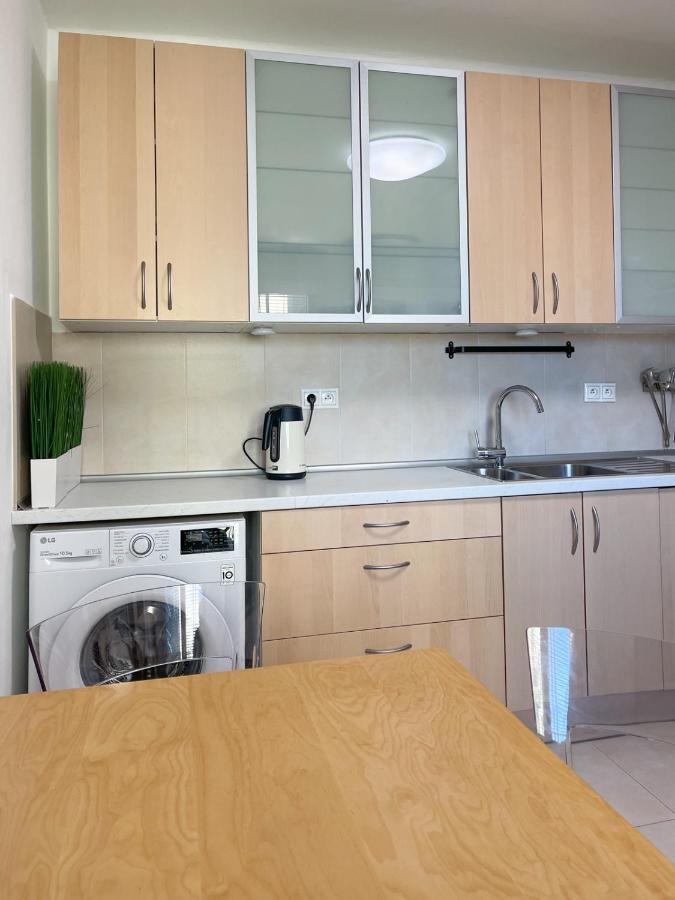 City Center 2 Bedroom A/C Apartment Братислава Екстер'єр фото