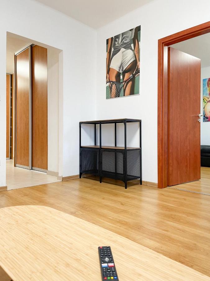 City Center 2 Bedroom A/C Apartment Братислава Екстер'єр фото
