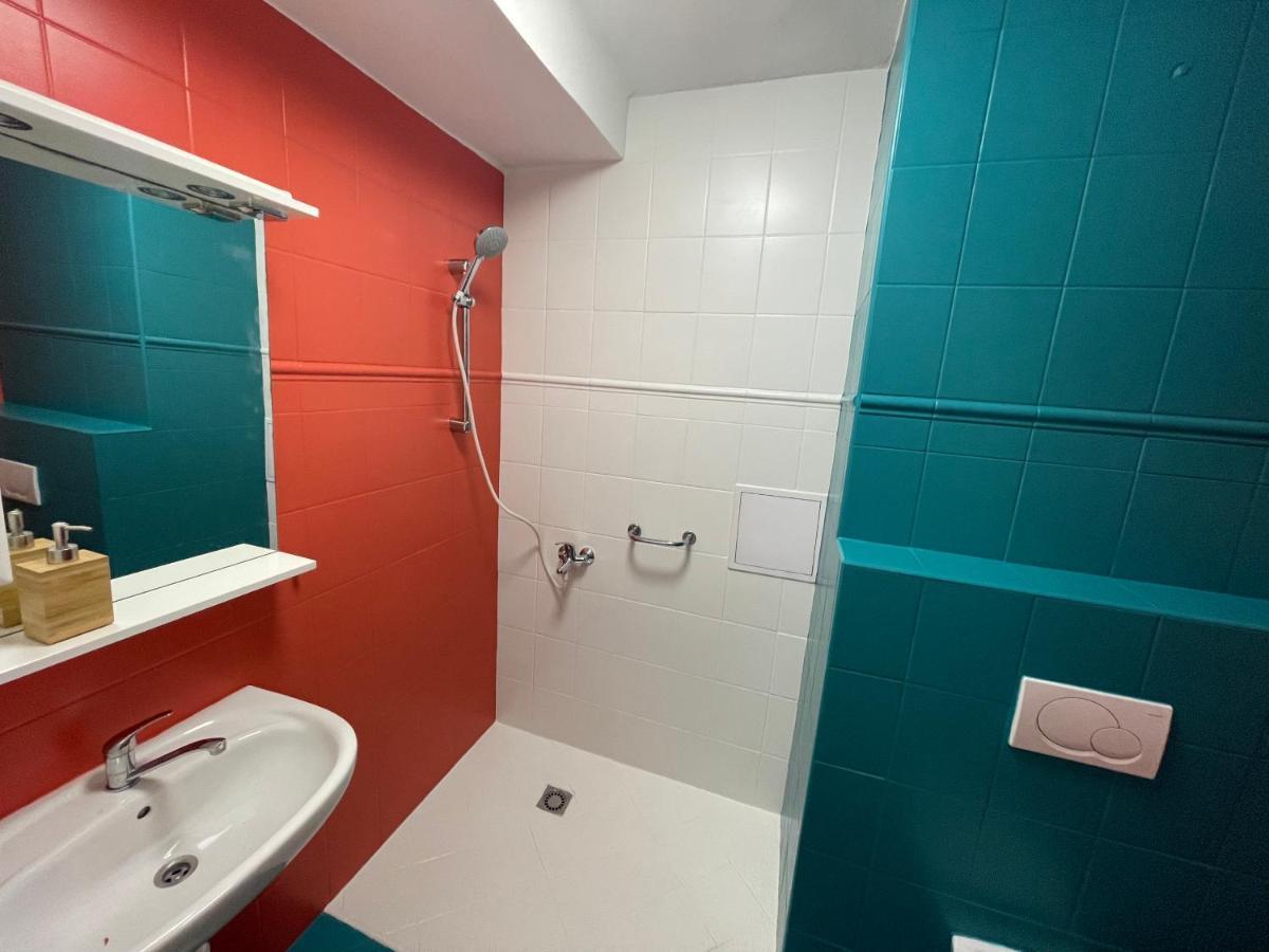 City Center 2 Bedroom A/C Apartment Братислава Екстер'єр фото