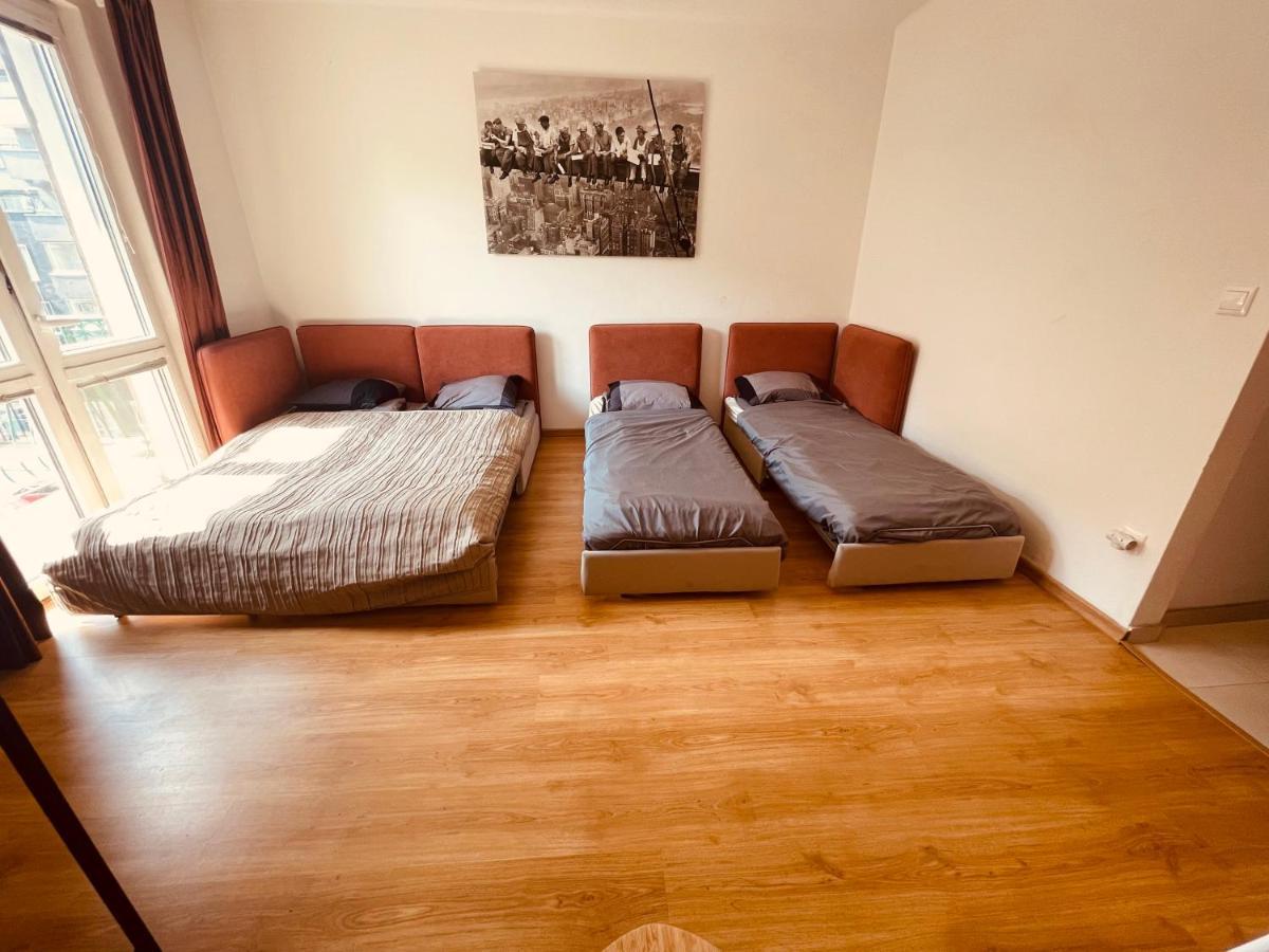 City Center 2 Bedroom A/C Apartment Братислава Екстер'єр фото