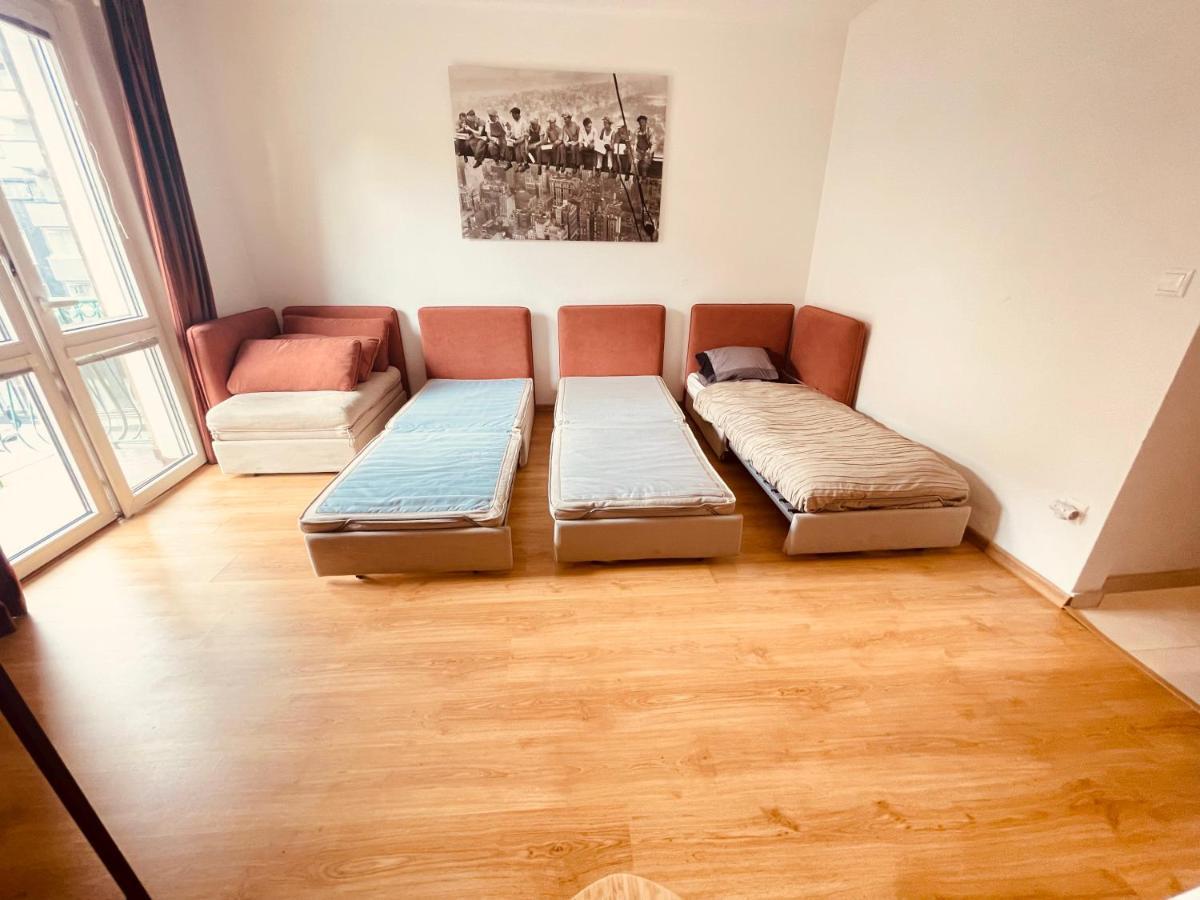 City Center 2 Bedroom A/C Apartment Братислава Екстер'єр фото